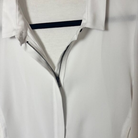 Tahari 3/4 Sleeve Blouse - Size Large - Picture 3 of 6